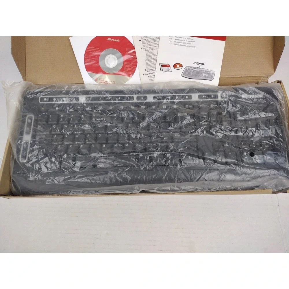 Microsoft Digital Media Keyboard 3000 Wired Model 1343 New Open Box